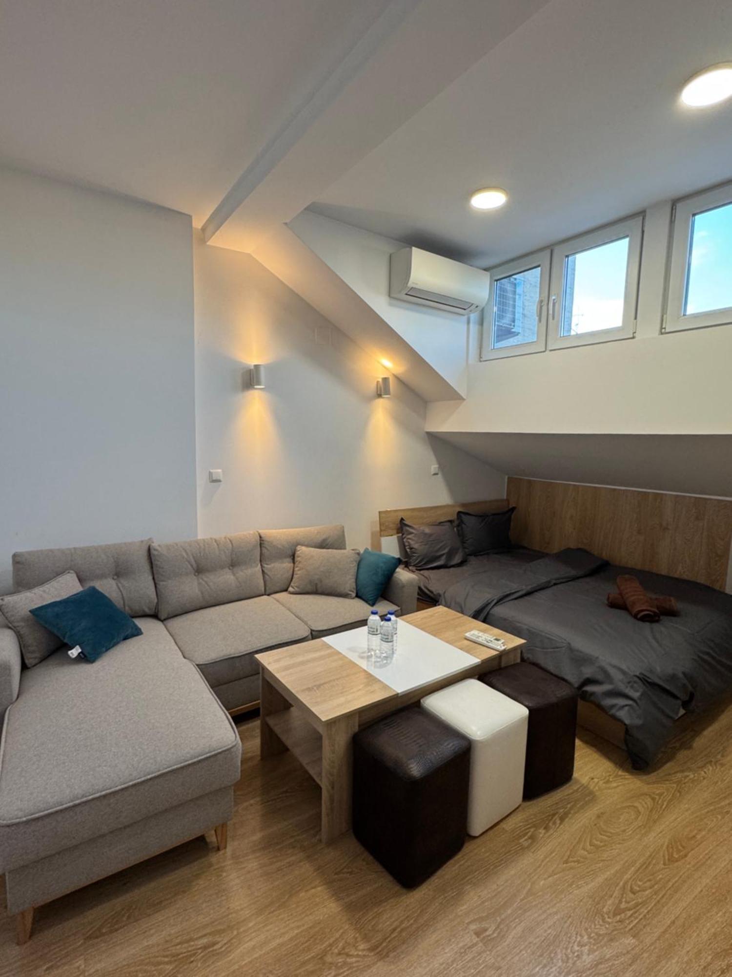 Apartment Cozy High-street Loft In Sofia's Location